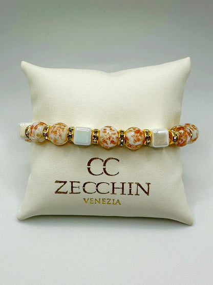 Bracciale Cubo con perle in vetro di Murano, ceramica e polvere d'oro, colore bianco