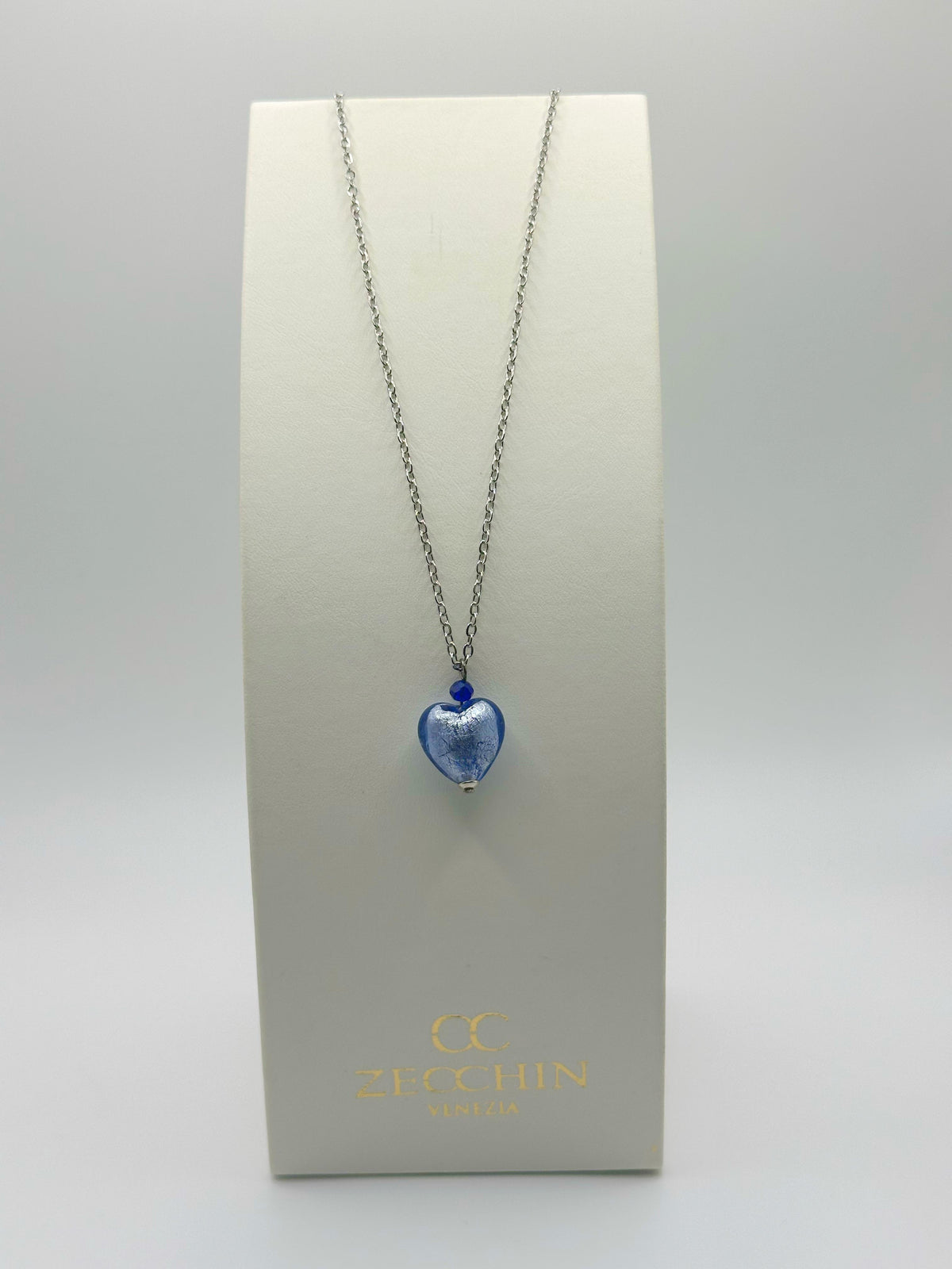 Collana con pendente a cuore in vetro di Murano con foglia argento, colore blu