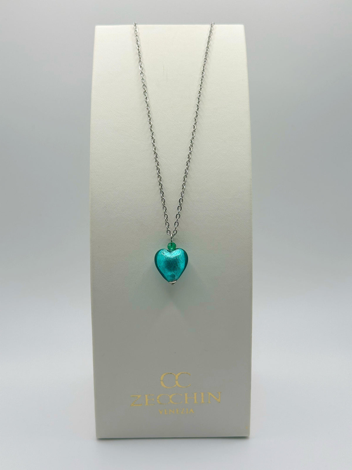 Collana con pendente a cuore in vetro di Murano con foglia argento, verde acquamarina