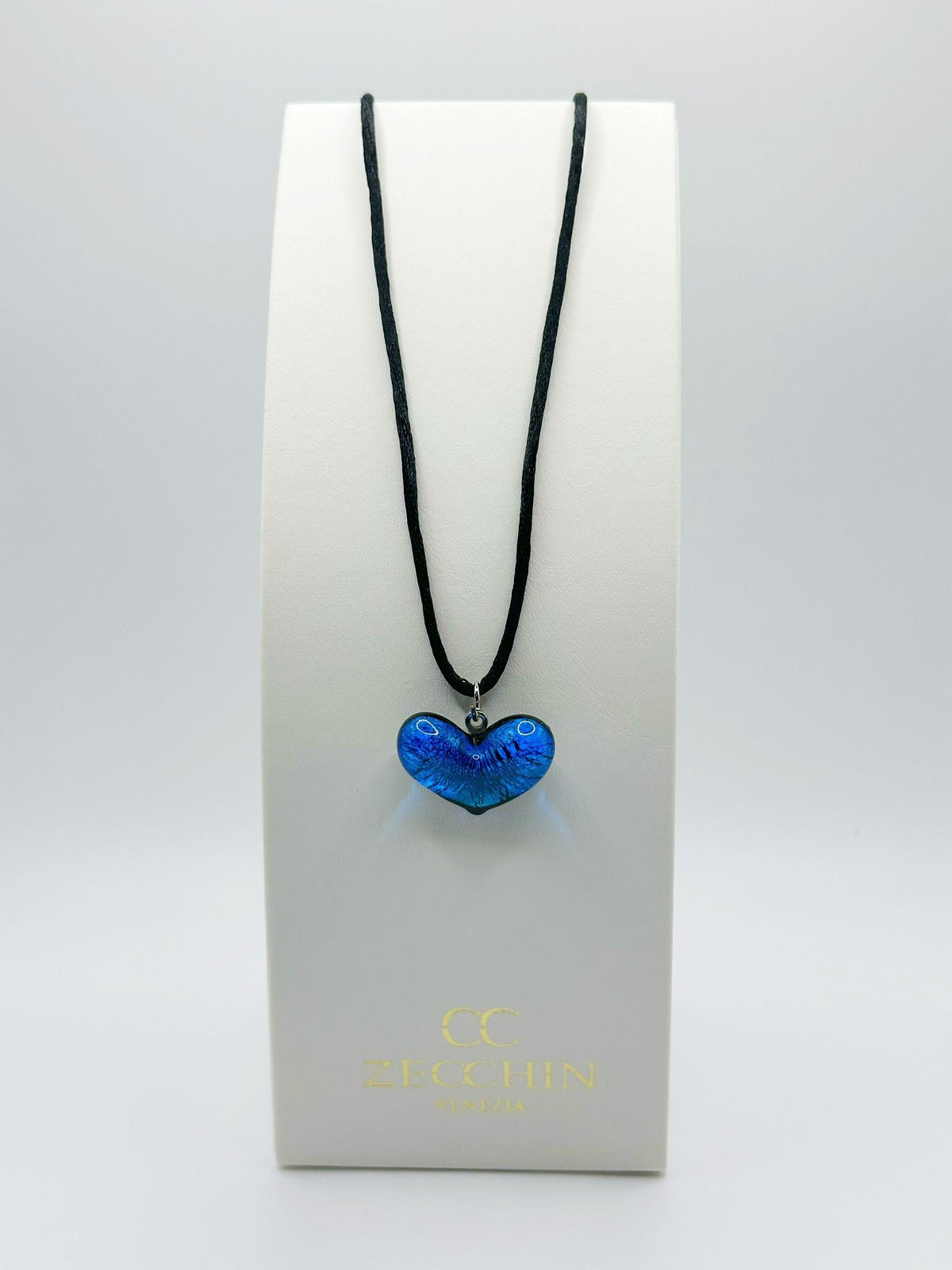 Collana Cuoricino con pendente in vetro di Murano fondo argento