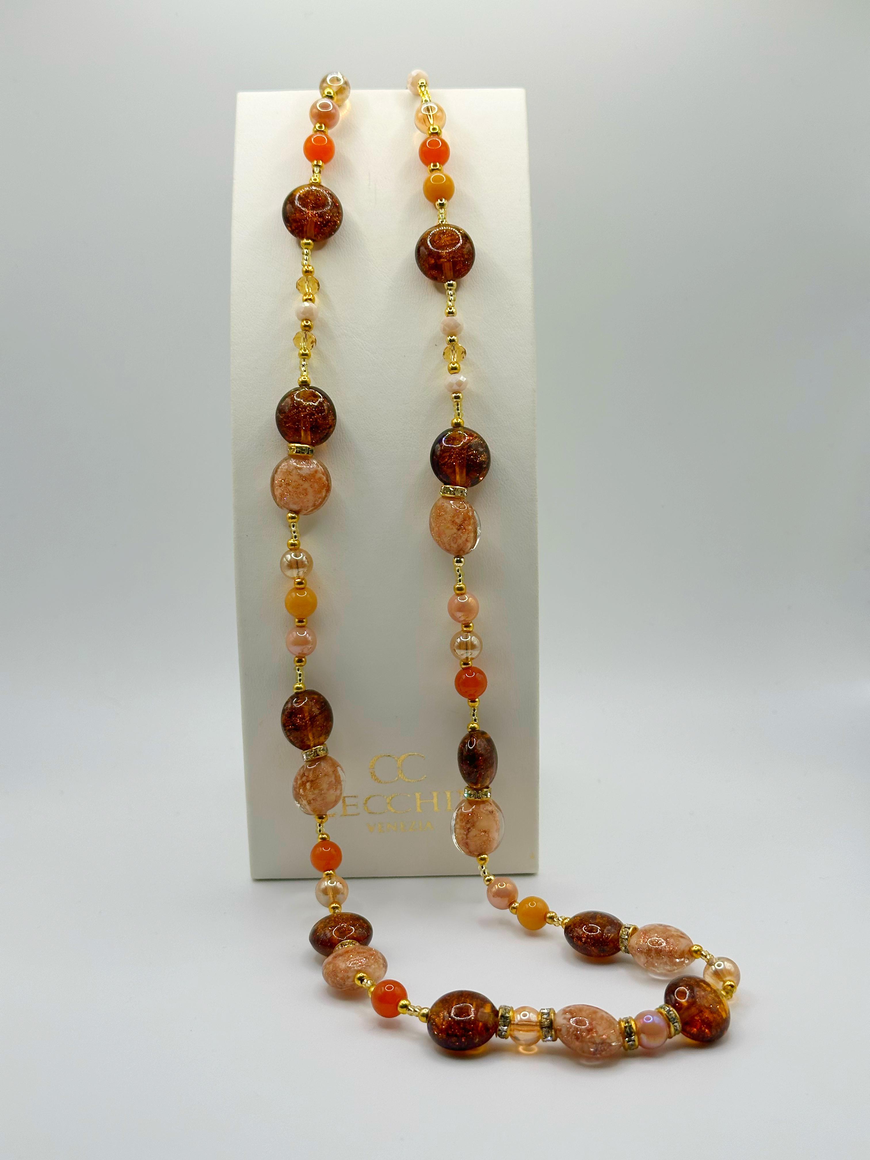 Collana lunga Marilyn in vetro di Murano, colore caramello