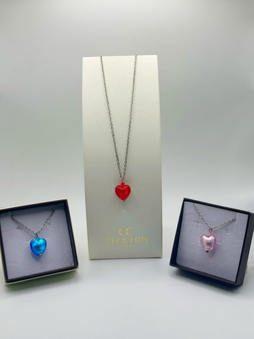 Collane con pendente a cuore in vetro di Murano con foglia argento, varianti colore